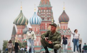 Moscovo nega ataque que terá atingido hospital civil de Kiev