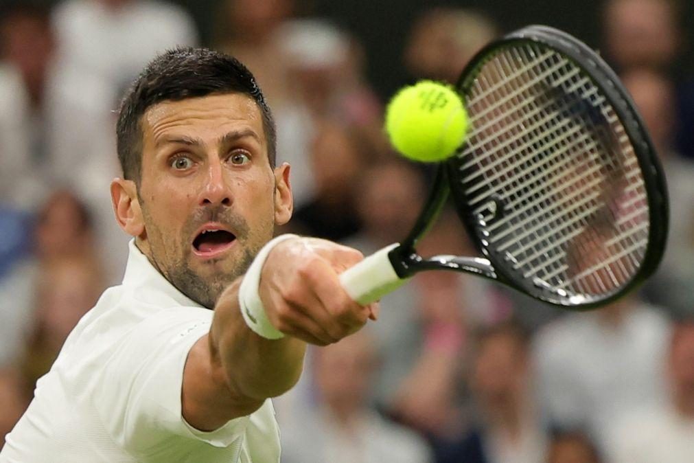 Novak Djokovic pela 15.ª vez nos quartos de final de Wimbledon