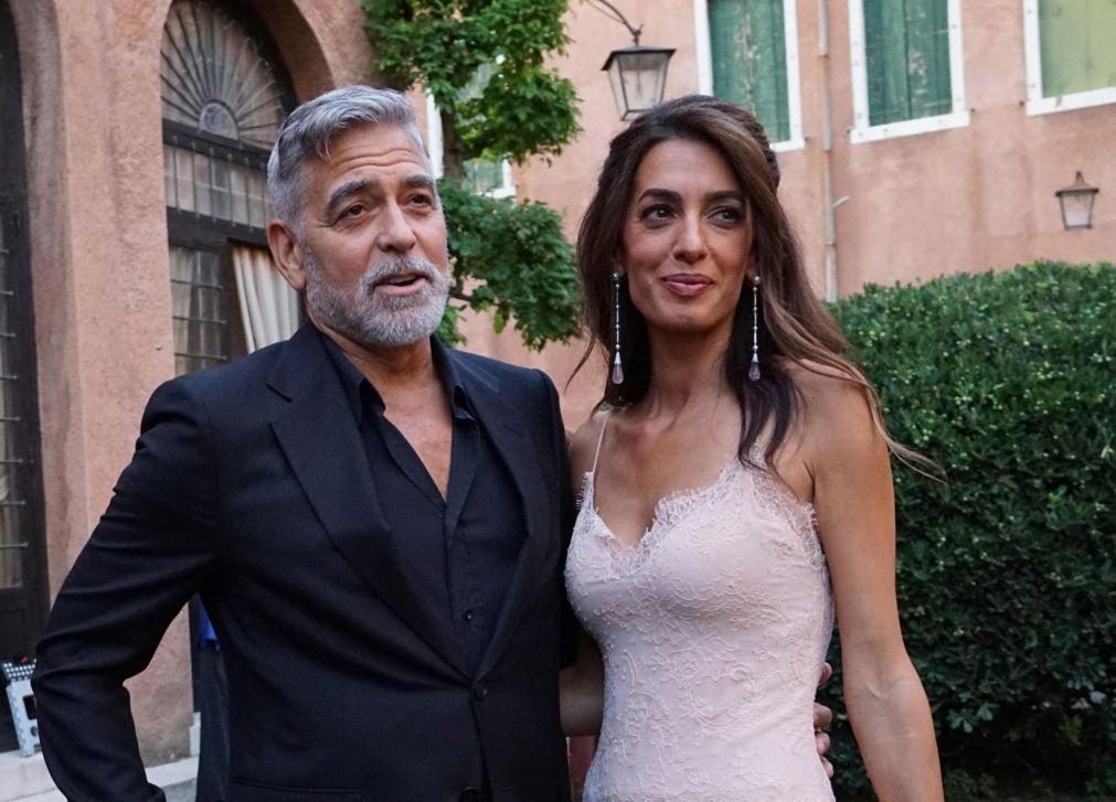 George Clooney junta-se a apelos para substituição de Joe Biden como candidato