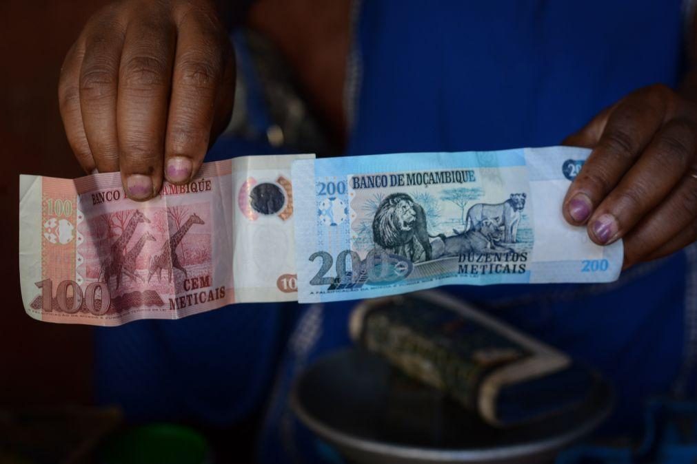 Dinheiro a circular em Moçambique voltou a aumentar em maio