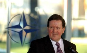 Ex-chefe da NATO vai liderar revisão da defesa britânica perante ameaça chinesa e russa