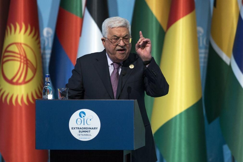 Abbas pede à comunidade internacional que obrigue Israel a pôr fim a 