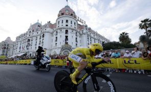 Tadej Pogacar sagra-se campeão do Tour pela terceira vez, João Almeida termina em quarto