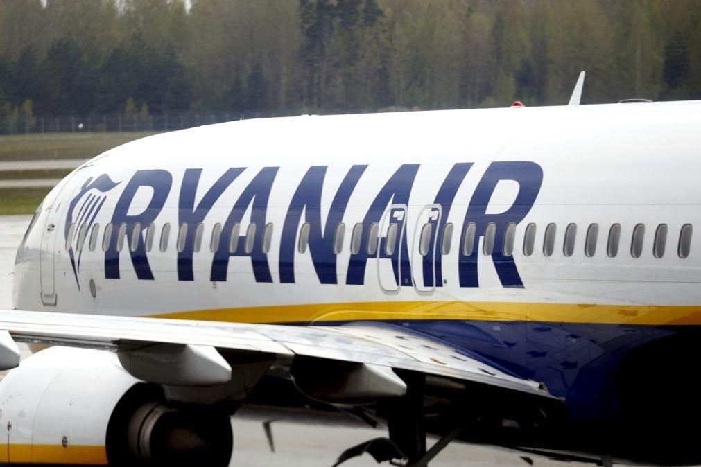 Ações da Ryanair caem quase 15% após queda de 45% dos lucros trimestrais
