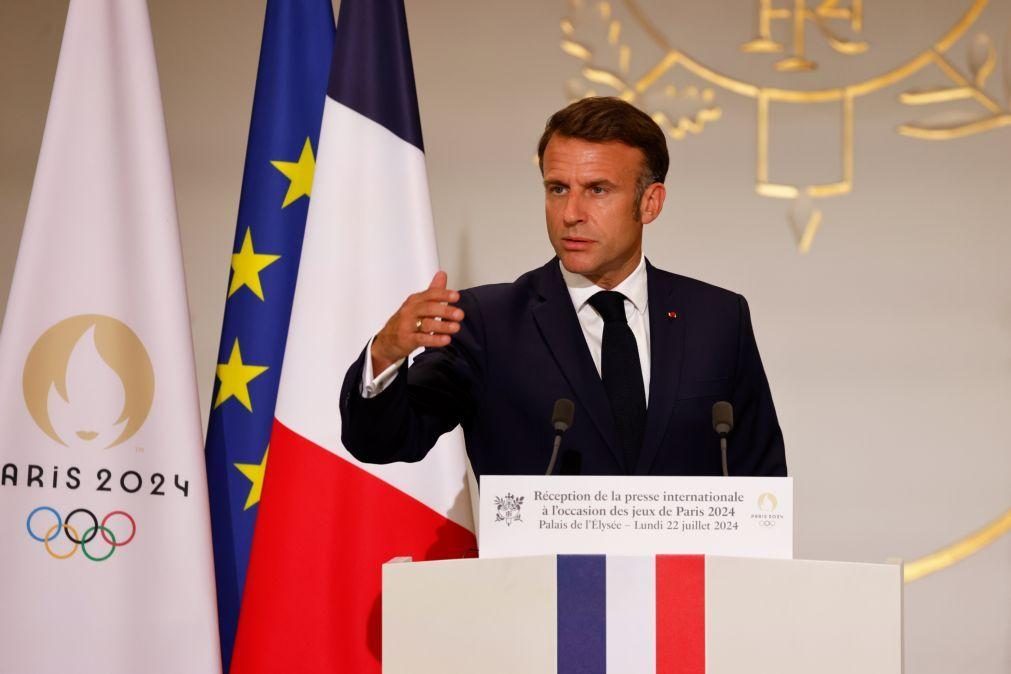Macron não vai nomear um primeiro-ministro antes do fim dos Jogos Olímpicos