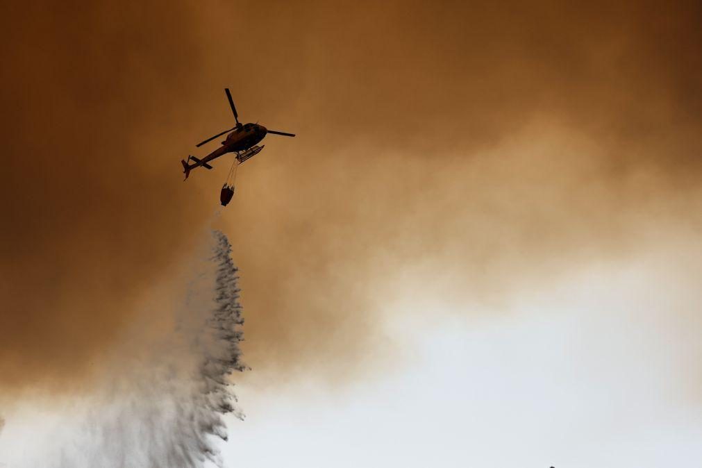 Fogo em Ourém mobiliza mais de 200 operacionais e 11 meios aéreos