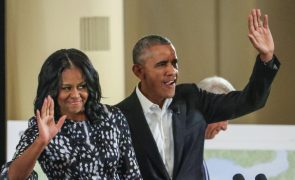 Barack e Michelle Obama declaram apoio a Kamala Harris