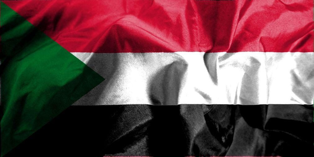 Pelo menos 25 mortos e 50 feridos em possível ataque químico no Sudão