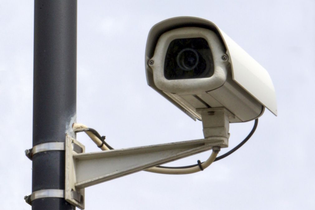 Albufeira instala 70 câmaras de videovigilância e reforça segurança