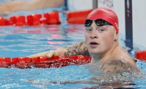 Paris2024: Nadador birtânico Adam Peaty testa positivo à covid-19