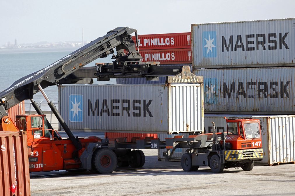 Comércio de mercadorias entre países lusófonos e Macau cai 13,1% no 1.º semestre