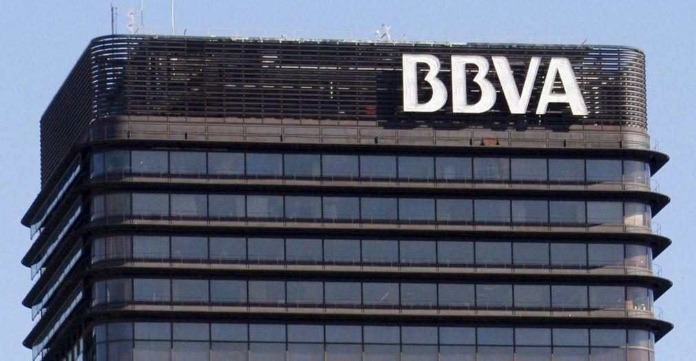 Lucro do BBVA sobe 29% para 4.994 milhões de euros no 1.º semestre