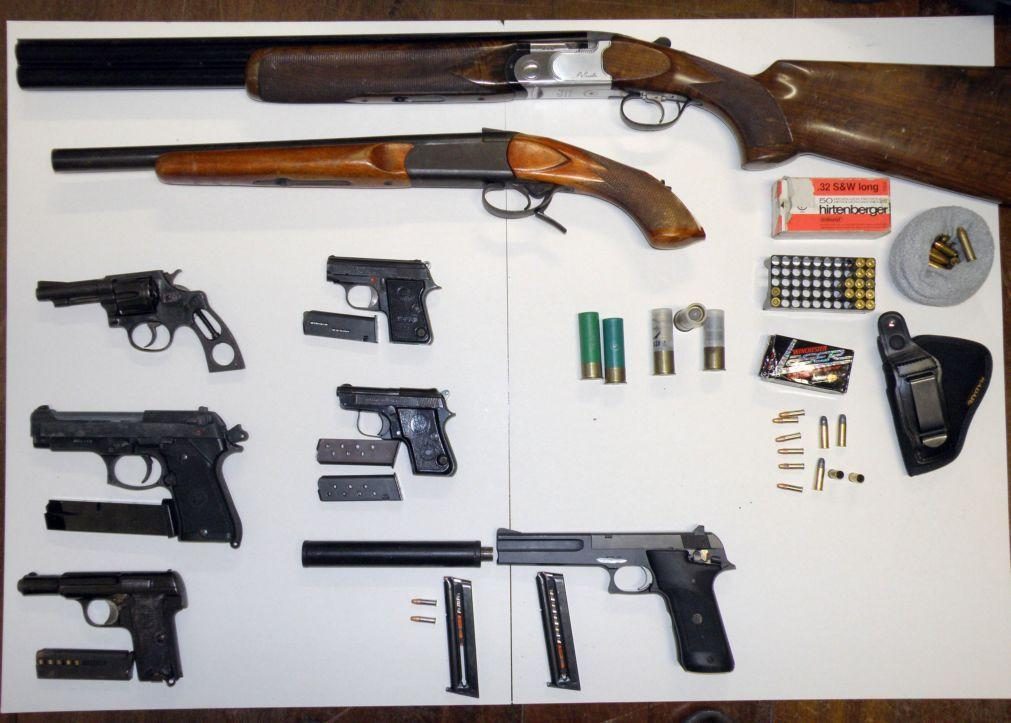 PSP apreende 24 armas e 2.038 munições com entrada ilegal em Portugal