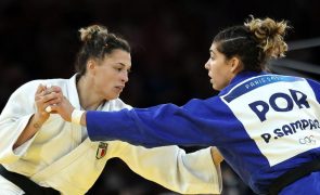 Judoca Patrícia Sampaio perde nas 'meias' e luta pelo bronze nos JO Paris2024.