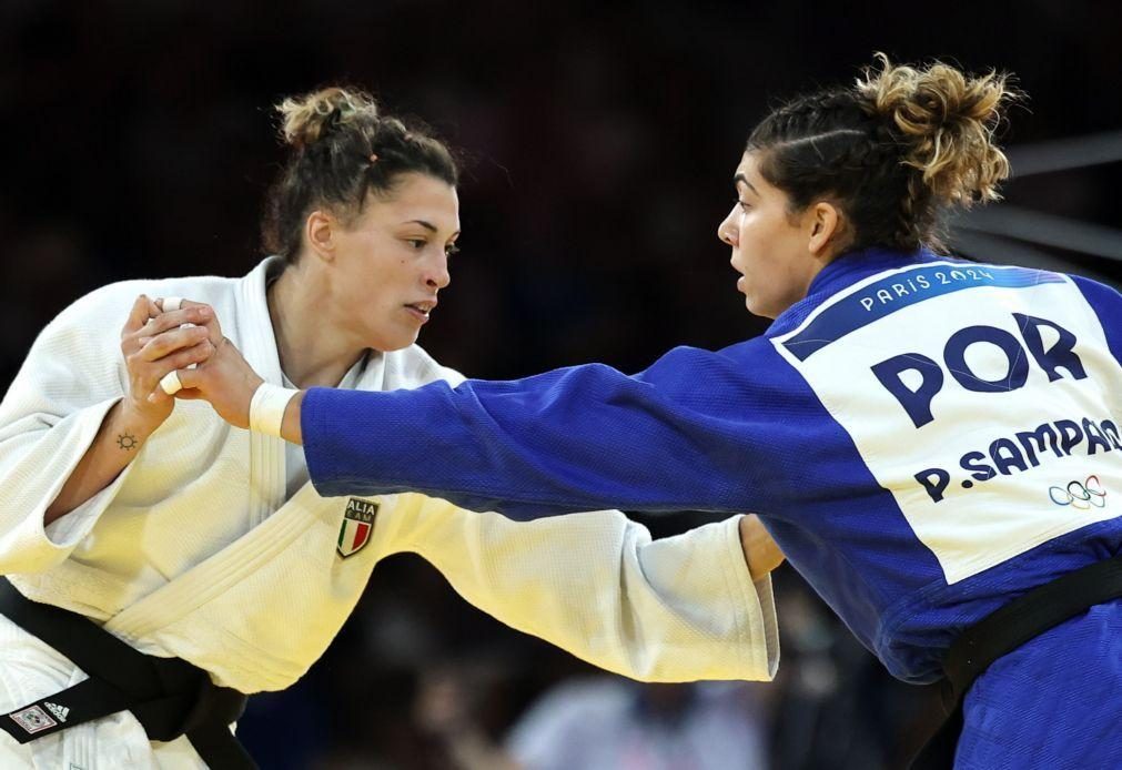 Judoca Patrícia Sampaio perde nas 'meias' e luta pelo bronze nos JO Paris2024.