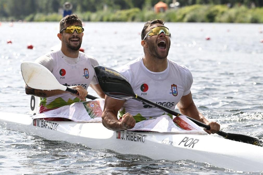 Campeões mundiais lusos de K2 500m pagaiam hoje para 'meias' em Paris2024