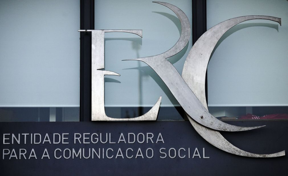 ERC abre procedimento administrativo sobre alteração de domínio da rádio da Global Media