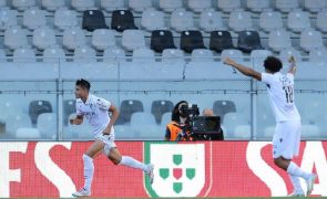 Vitória de Guimarães vence Estoril Praia e junta-se a trio no topo da I Liga