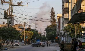 Hamas acusa militares israelitas de queimarem em Gaza exemplares do Corão