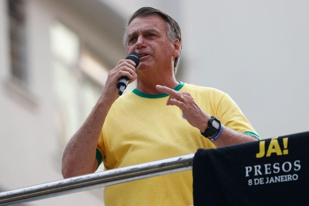 Bolsonaro chama a juiz ditador e pede amnistia para apoiantes