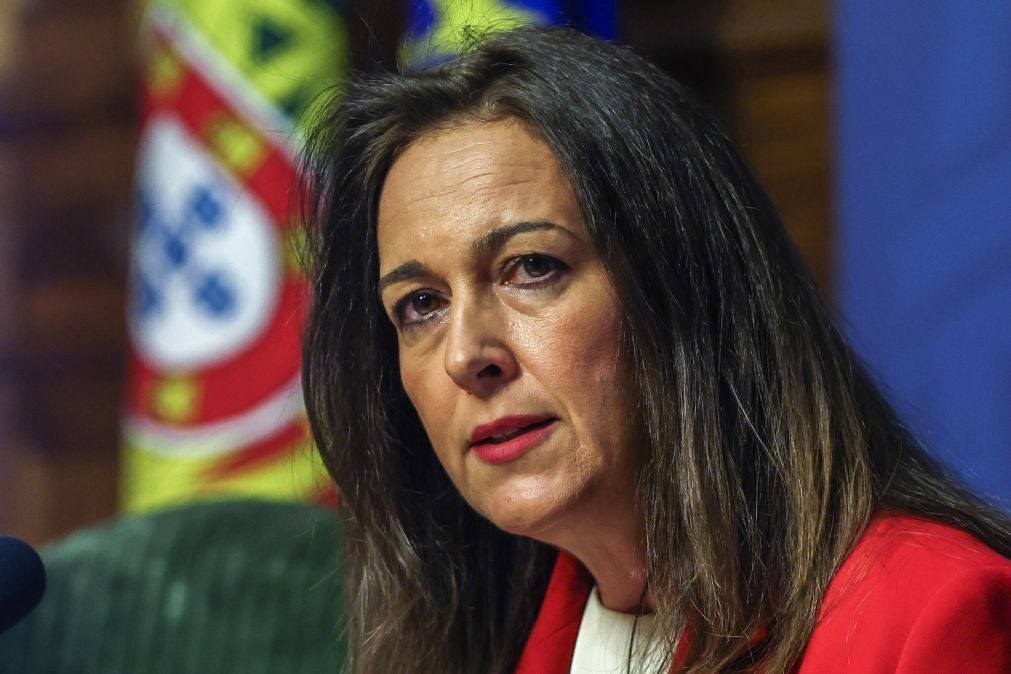 Ministra anuncia auditoria à segurança das 49 cadeias do país