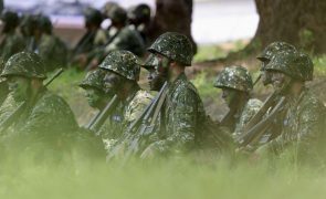 Taiwan adverte que pressão militar da China torna difícil prever ações de guerra