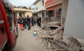 Sobe para quatro o número de mortos em queda de edifício em Itália