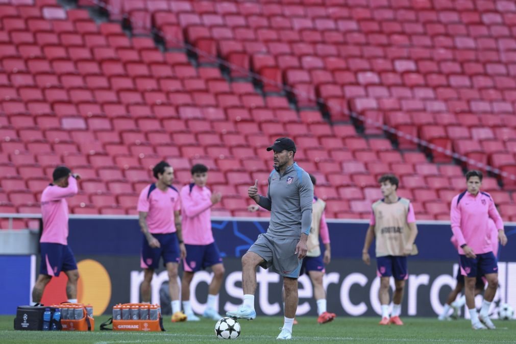 Simeone diz que o Benfica tem jogadores experientes e mete muita gente no ataque