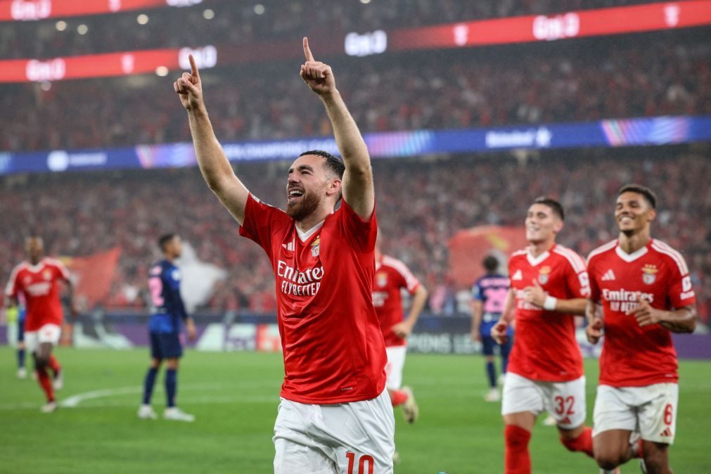 Benfica soma segunda vitória na 'Champions' com goleada ao Atlético de Madrid