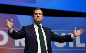 Robert Jenrick e Kemi Badenoch vão disputar a liderança do Partido Conservador britânico