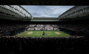 Torneio de ténis de Wimbledon substitui juízes de linha por sistema eletrónico