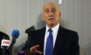 Ex-PM israelita Ehud Olmert apela ao fim de diplomacia hipócrita europeia