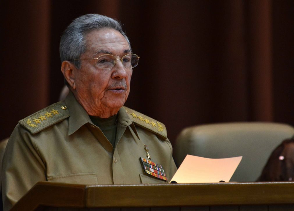 Presidente de Cuba classifica de «grave e irracional» retrocesso na relação com EUA