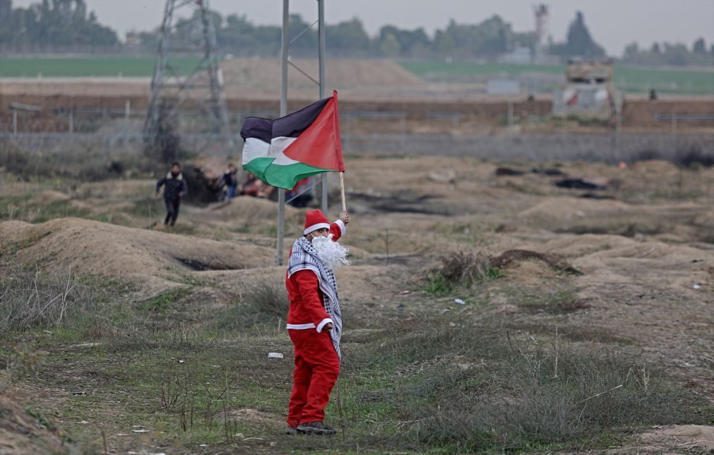 Um palestiniano morto por soldados israelitas na faixa de Gaza