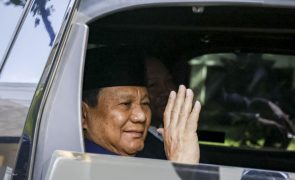 Prabowo Subianto toma posse como Presidente da Indonésia