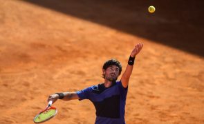 Gastão Elias e Jaime Faria defrontam-se nos 'quartos' do challenger de Curitiba