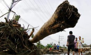 Pelo menos 65 mortos nas Filipinas devido a passagem da tempestade Trami