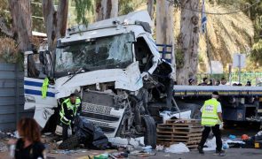 Médio Oriente: Um morto e 30 feridos em embate de camião em Telavive