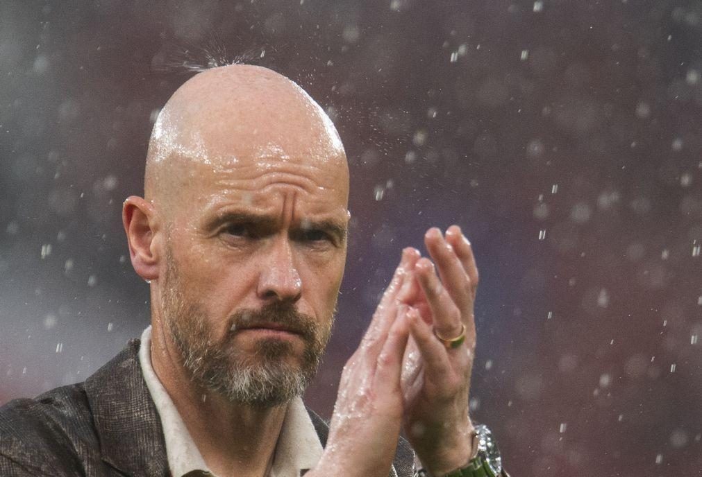 Manchester United afasta treinador Erik Ten Hag