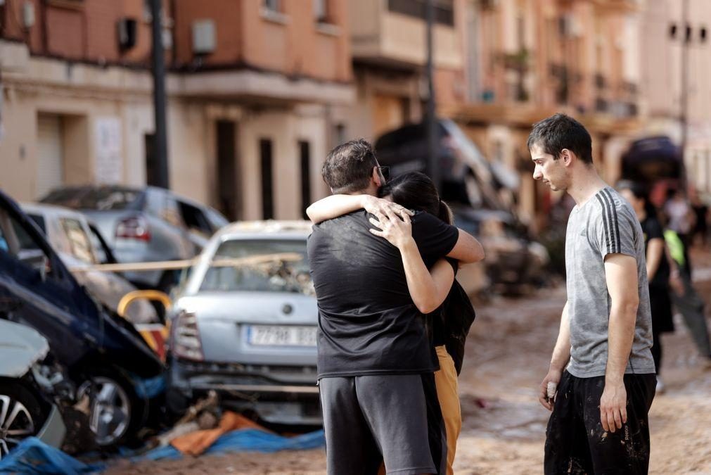 Número provisório de mortos nas inundações em Espanha sobe para 140