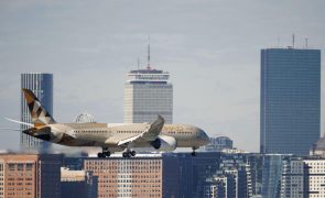 Trabalhadores da Boeing em Seattle vão votar novo acordo para acabar com greve