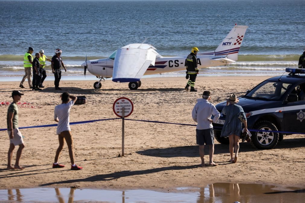 Relação reverte decisão e condena piloto por mortes em aterragem em praia da Caparica