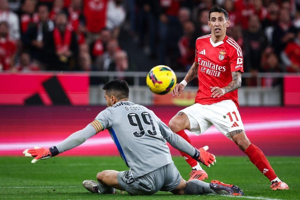 Benfica goleia FC Porto e aproxima-se do 2.º lugar