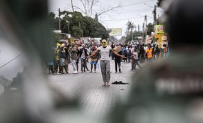 Pelo menos cinco mortos e 38 baleados no último dia de manifestações em Moçambique