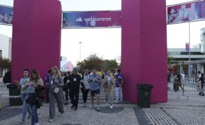 Milhares na abertura da Web Summit que vai além da tecnologia e onde Paddy não é tema