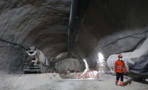 Metas do PRR para expansão do metro de Lisboa eram impossíveis de atingir