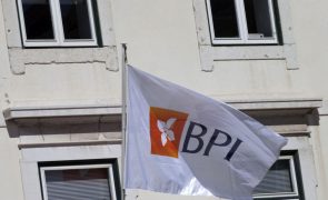 S&P sobe 'rating' do BPI de BBB+ para A- com perspetiva estável