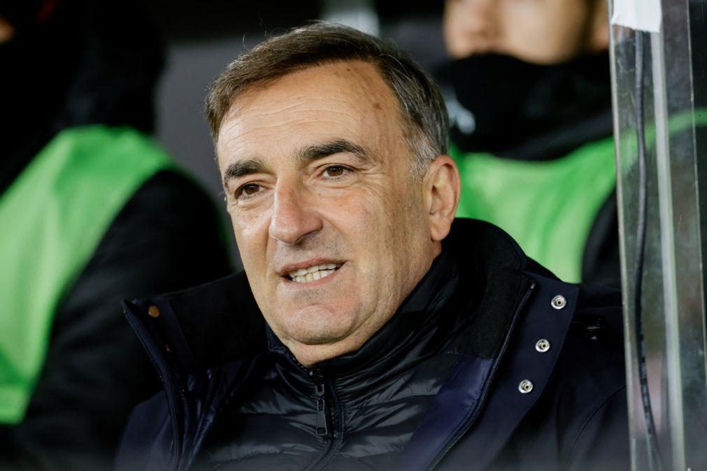 Carlos Carvalhal espera 