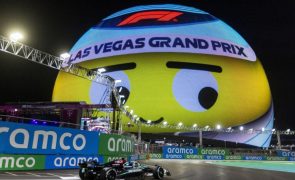 Verstappen volta a bater Norris em Las Vegas em dia de pole de Russell