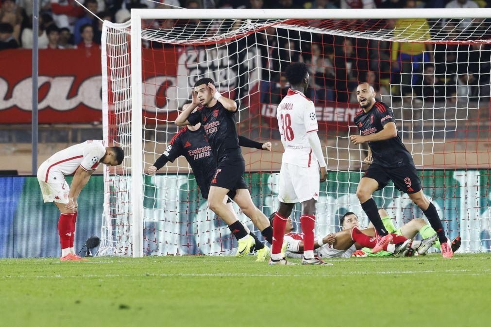 Benfica dá a volta ao resultado no Mónaco e regressa aos triunfos na 'Champions'